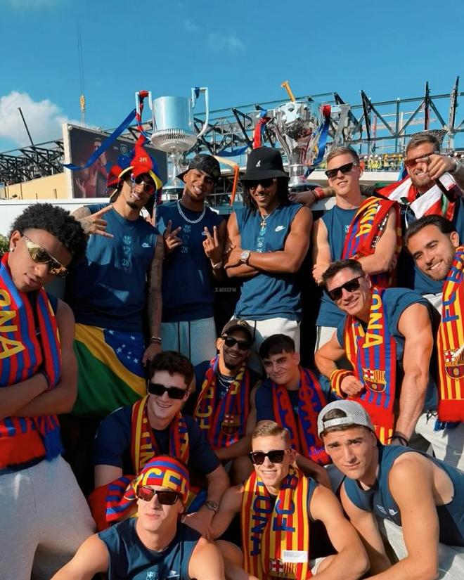 电讯报：纽卡可能无法在冬窗签下阿尔克马尔中场斯密特