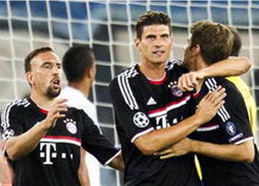 穆里尼奥提前送出圣诞礼物？两小将欧冠迎本菲卡一线队首秀