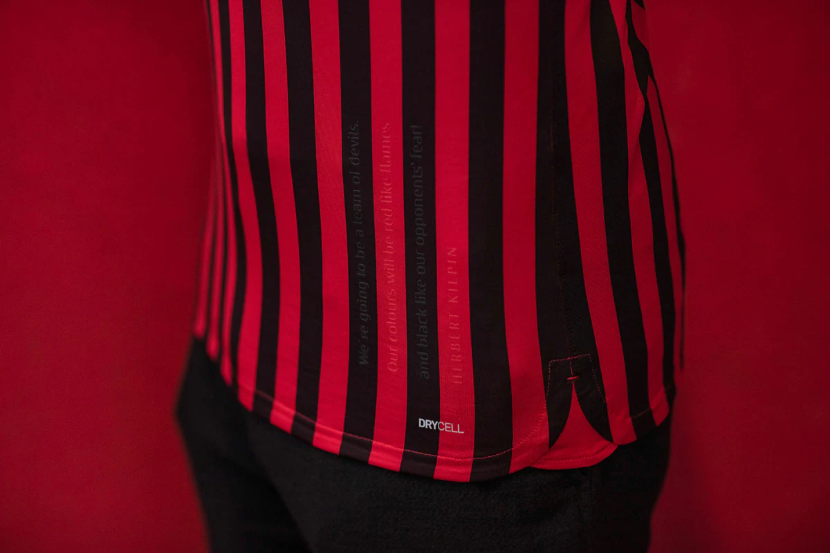 英超冷门多豪门问题多，曼联1比1西汉姆，B费错失良机被质疑