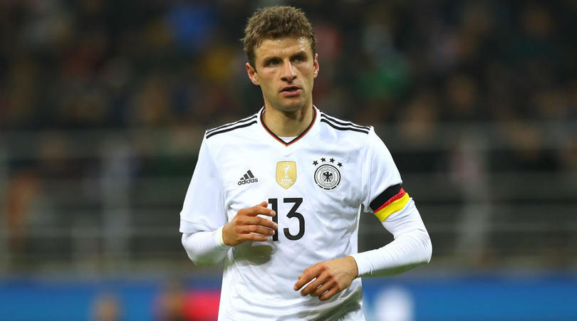 格拉斯纳：我没考虑自己的未来，比赛太多没时间谈续约（格拉斯纳：赛程密集无暇谈续约，未来尚未考虑）